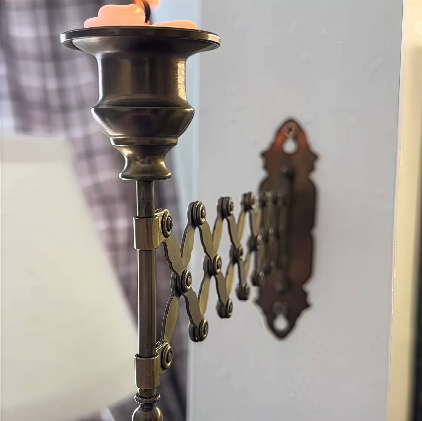 đ„Extending Taper Candle Holder
