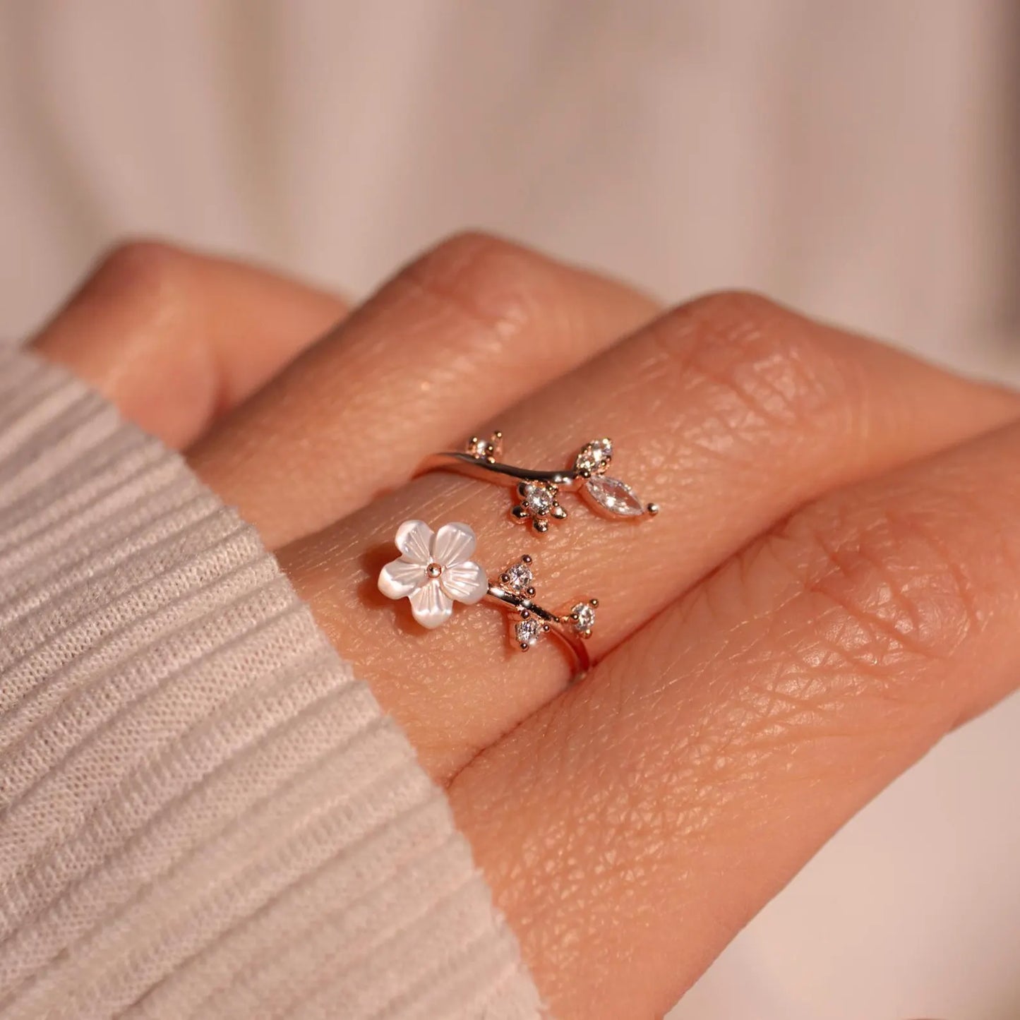 Lily Love Ring