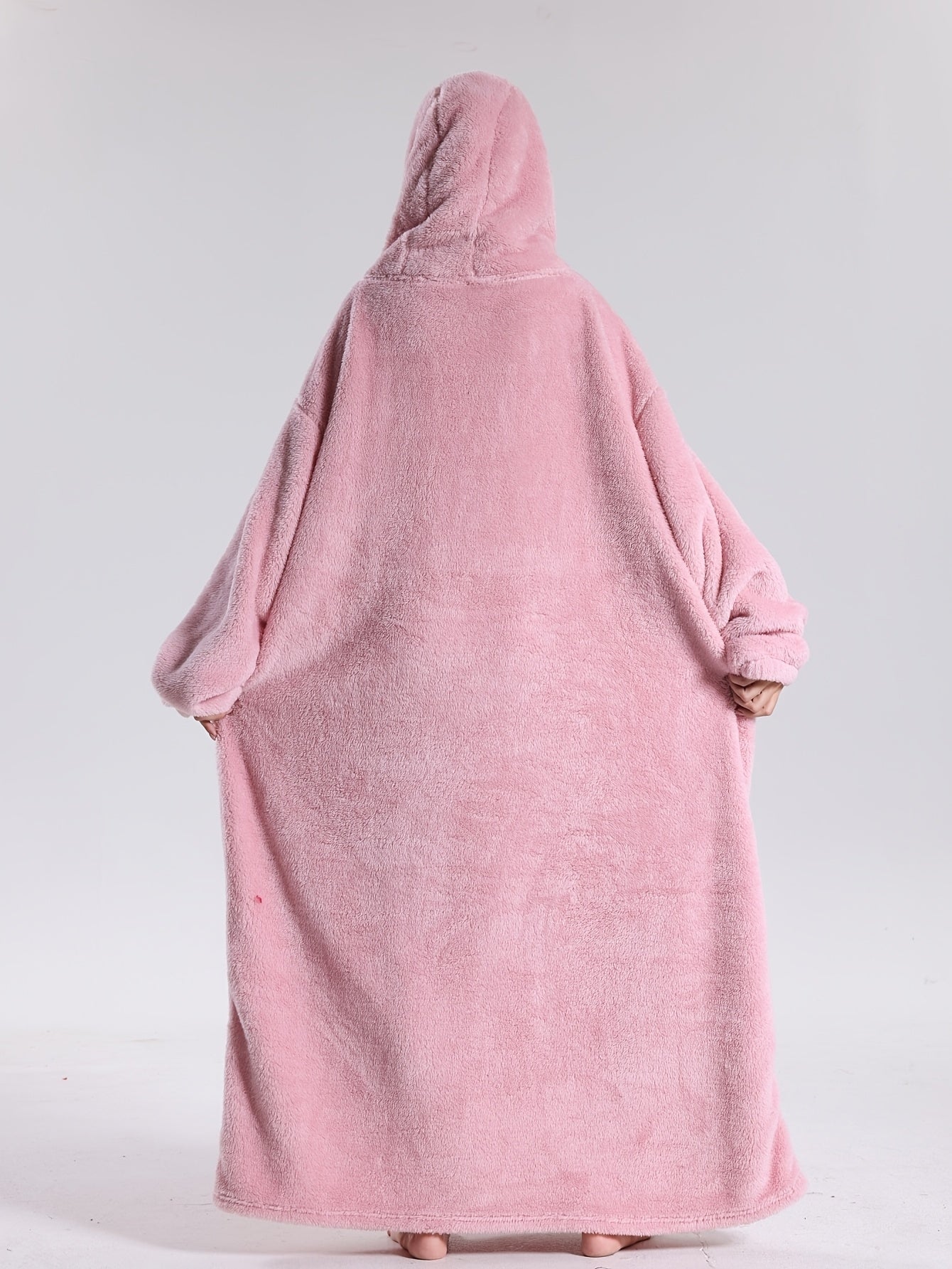 Warm Hoodie Blanket | Extra Oversized Hoodie with Sleeves | Blanket with Sleeves | CozyCloud